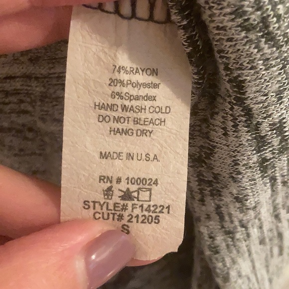 Short sleeve cardigan - Picture 3 of 5